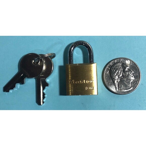 LOT OF 4 Master Lock Brass VLine Mini Padlock w/ Keys 4YH24 / 4140 NEW - Picture 4 of 5